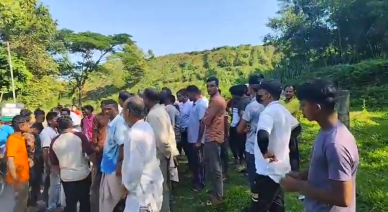গোলাপগঞ্জে দিনেদুপুরে ১ লক্ষ টাকা ছিনতাই