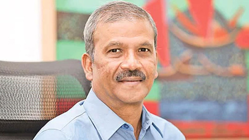 দায়িত্ব কমলো উপদেষ্টা আসিফ নজরুলের