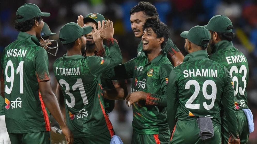 বিজয় দিবসে ওয়েস্ট ইন্ডিজে বিজয় কেতন উড়াল বাংলাদেশ
