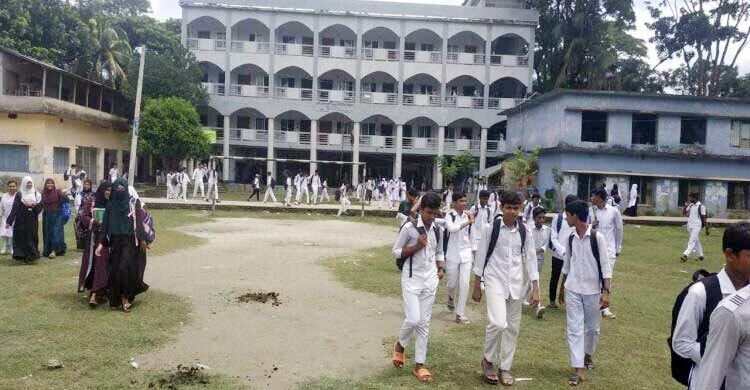 আগামী বছর থেকে ‘শনিবারও স্কুল খোলা’ রাখার তথ্য ভুয়া