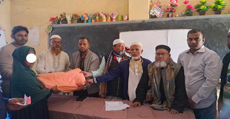 গোলাপগঞ্জে শীতার্তদের মাঝে কম্বল বিতরন