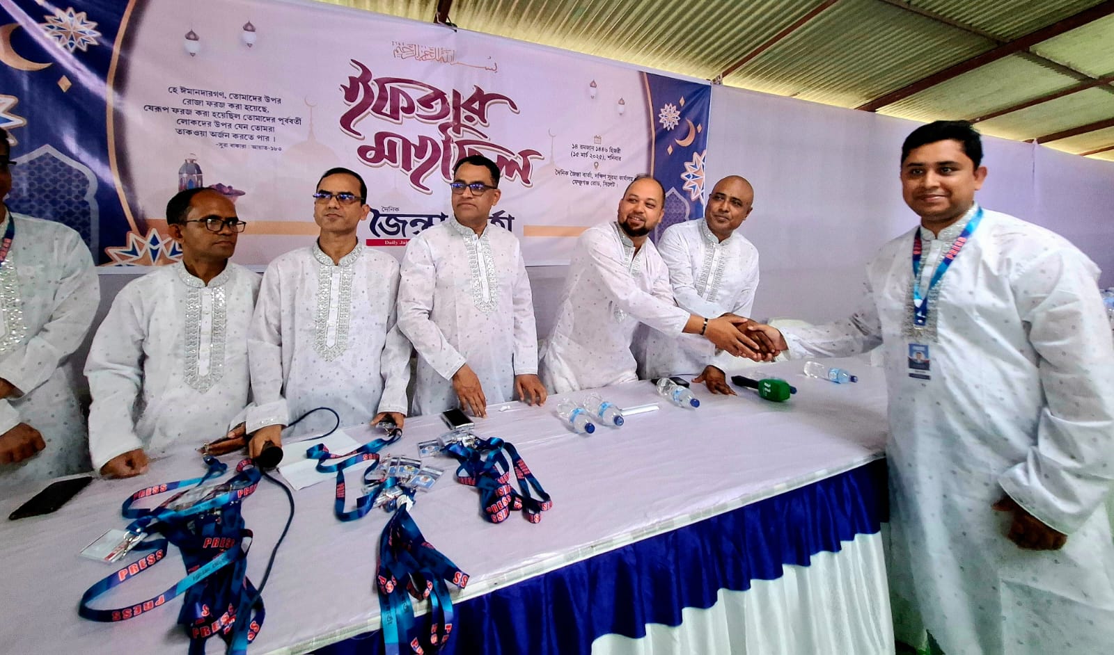 দৈনিক জৈন্তা বার্তার গোলাপগঞ্জ উপজেলা প্রতিনিধির কার্ড গ্রহন করলেন সাংবাদিক মোঃ বদরুল আলম