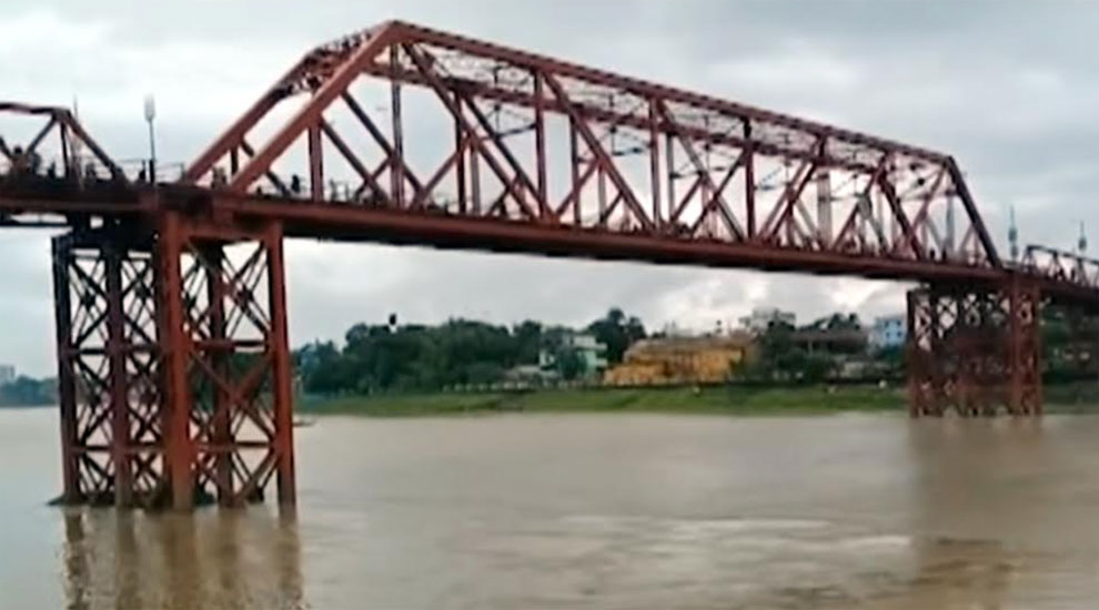 বাড়ছে নদ-নদীর পানি, শঙ্কায় সিলেটবাসী