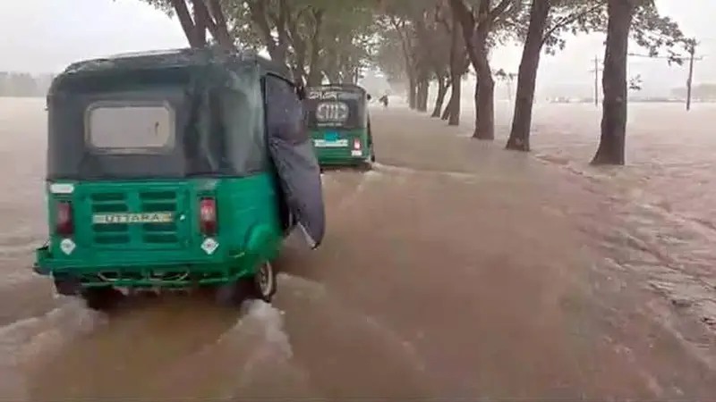 তলিয়ে গেছে সিলেটের রাস্তাঘাট, ভোগান্তি চরমে