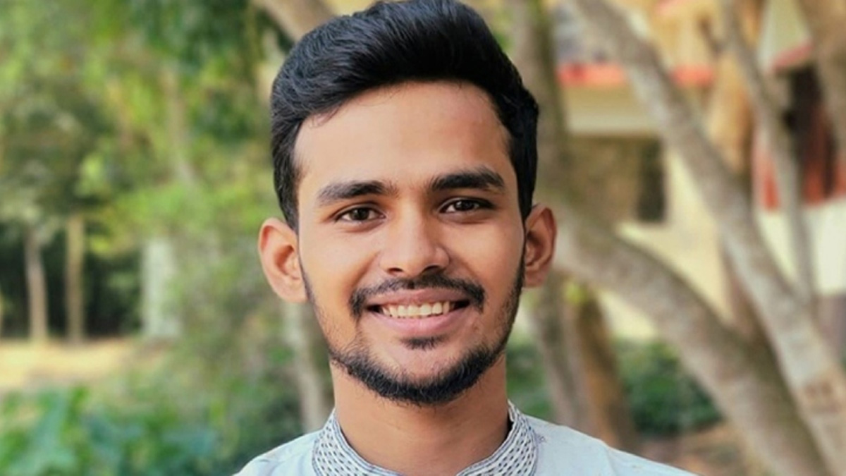 নিষিদ্ধ হতে যাচ্ছে আওয়ামী লীগের সহযোগী সংগঠন যুবলীগ ও স্বেচ্ছাসেবক লীগ: আসিফ মাহমুদ