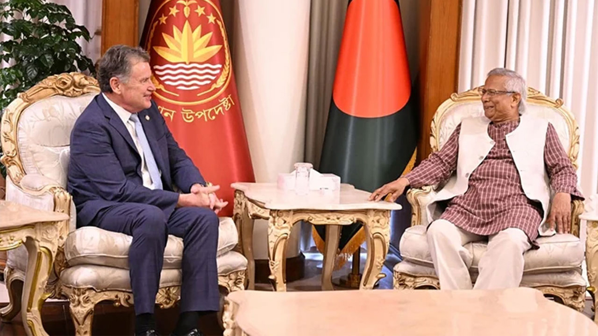 নাগরিকের ধর্মীয় স্বাধীনতা রক্ষায় সরকার প্রতিশ্রুতিবদ্ধ: প্রধান উপদেষ্টা