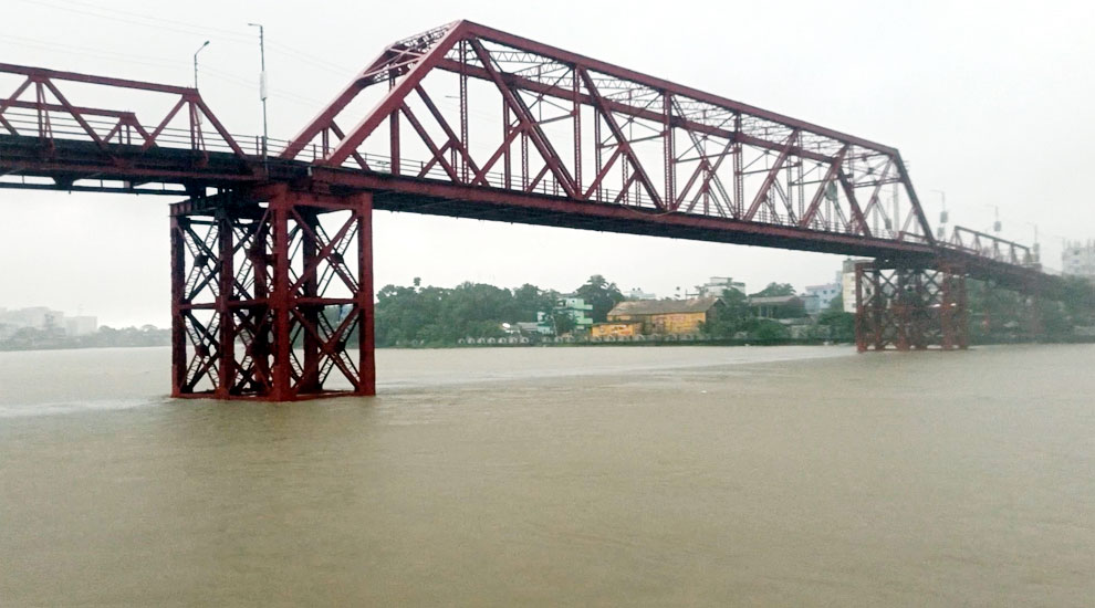 বিপৎসীমা ছাড়ালো সুরমা-কুশিয়ারা