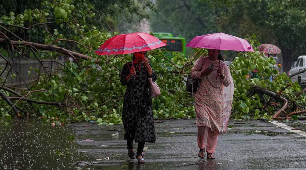 তীব্র গরম, যেমন থাকবে শুক্রবারের আবহাওয়া