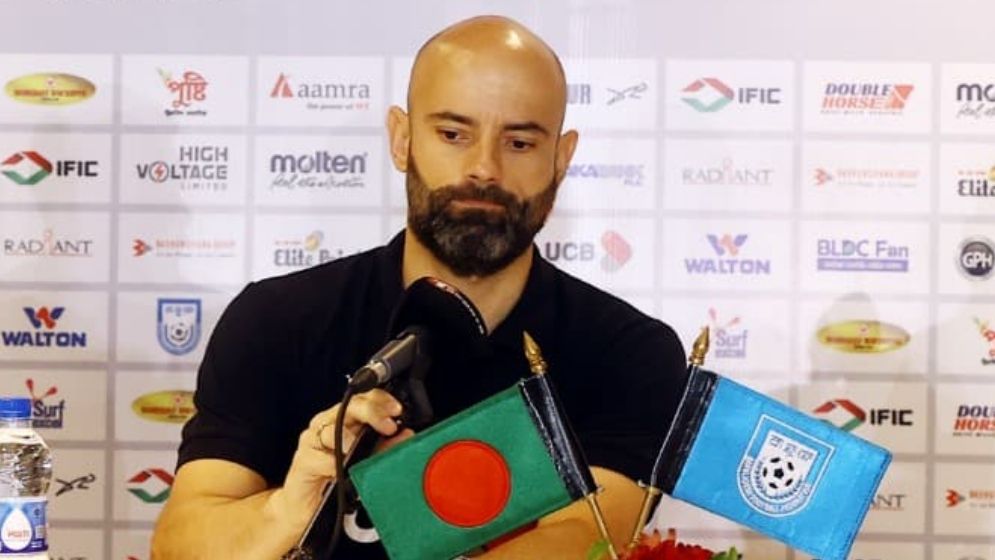 ছুটিতে গেলেন কাবরেরা