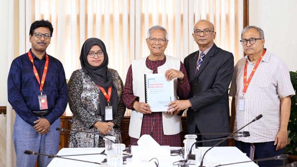 প্রধান উপদেষ্টার কাছে দ্বিতীয় রিপোর্ট জমা দিল গুম কমিশন