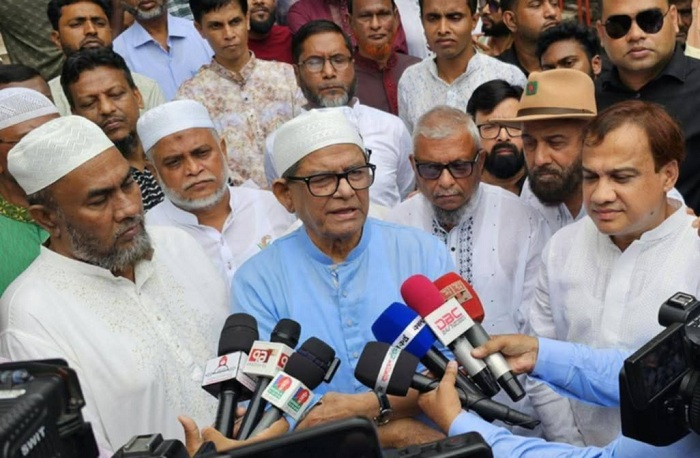 নির্বাচনের মাধ্যমে দেশ সঠিক পথে এগুবে: সিলেটে মির্জা ফখরুল