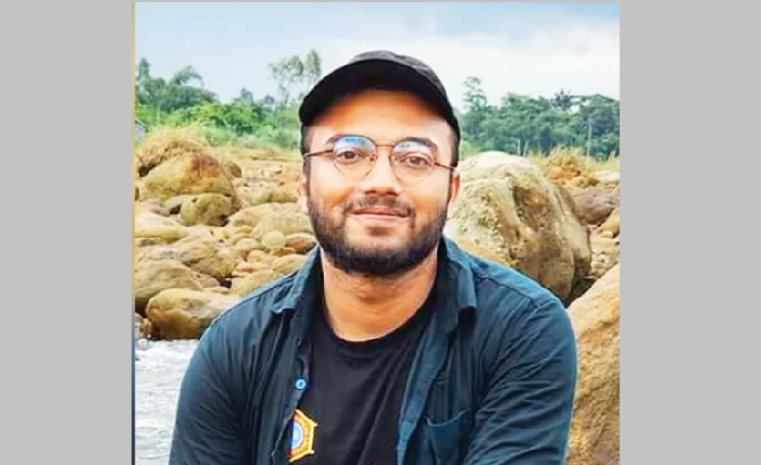 পুলিশের তাড়া খেয়ে মারা যান রুদ্র: থমকে আছে মামলার তদন্ত