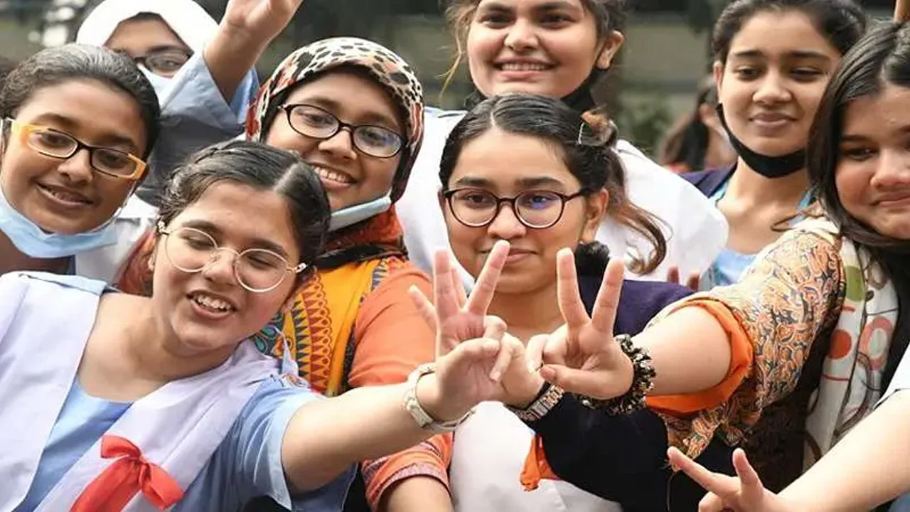 এসএসসি ও সমমান পরীক্ষার ফল প্রকাশ