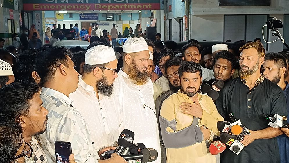 নূরের ওপর হামলার ঘটনায় সরকারকে ২৪ ঘণ্টার আলটিমেটাম