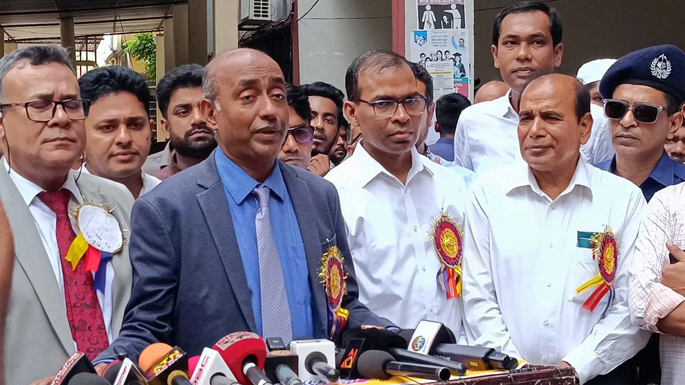 নুরের ওপর হামলা গভীর চক্রান্তের অংশ: অ্যাটর্নি জেনারেল