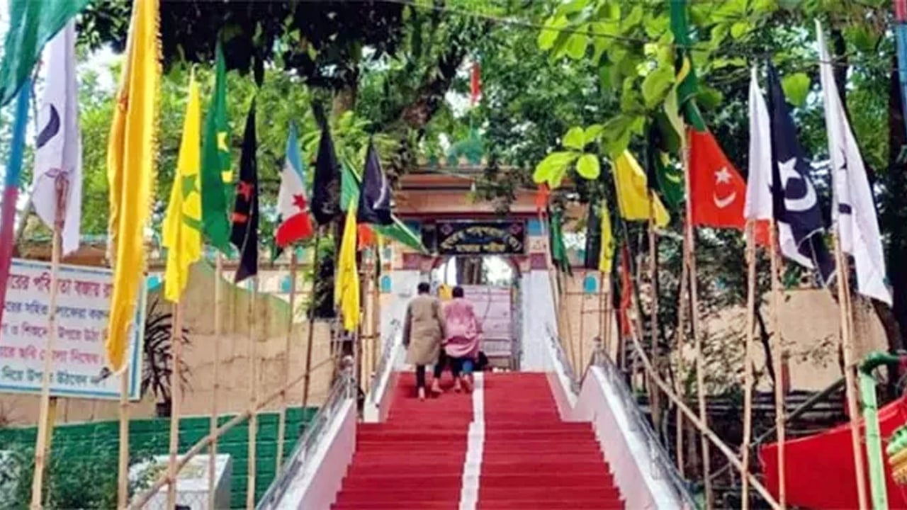 শিরণী ছাড়াই হযরত শাহপরাণ (রহ.)’র ওরস সম্পন্ন