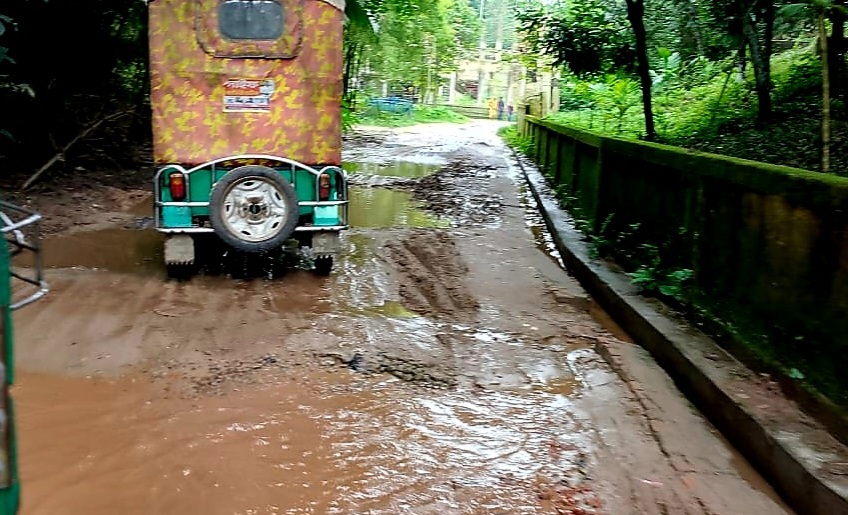 গোলাপগঞ্জের বাঘায় বেহাল সড়কে জনভোগান্তি