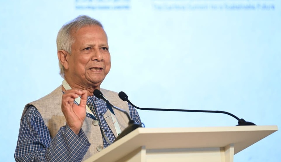 রোম গেলেন প্রধান উপদেষ্টা