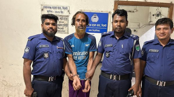 গোলাপগঞ্জে কুখ্যাত ডাকাত মোল্লা ফজলু গ্রেপ্তার