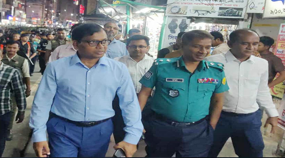 সিলেটের রাজপথে  তিনজনকে একসাথেই দেখা গেল