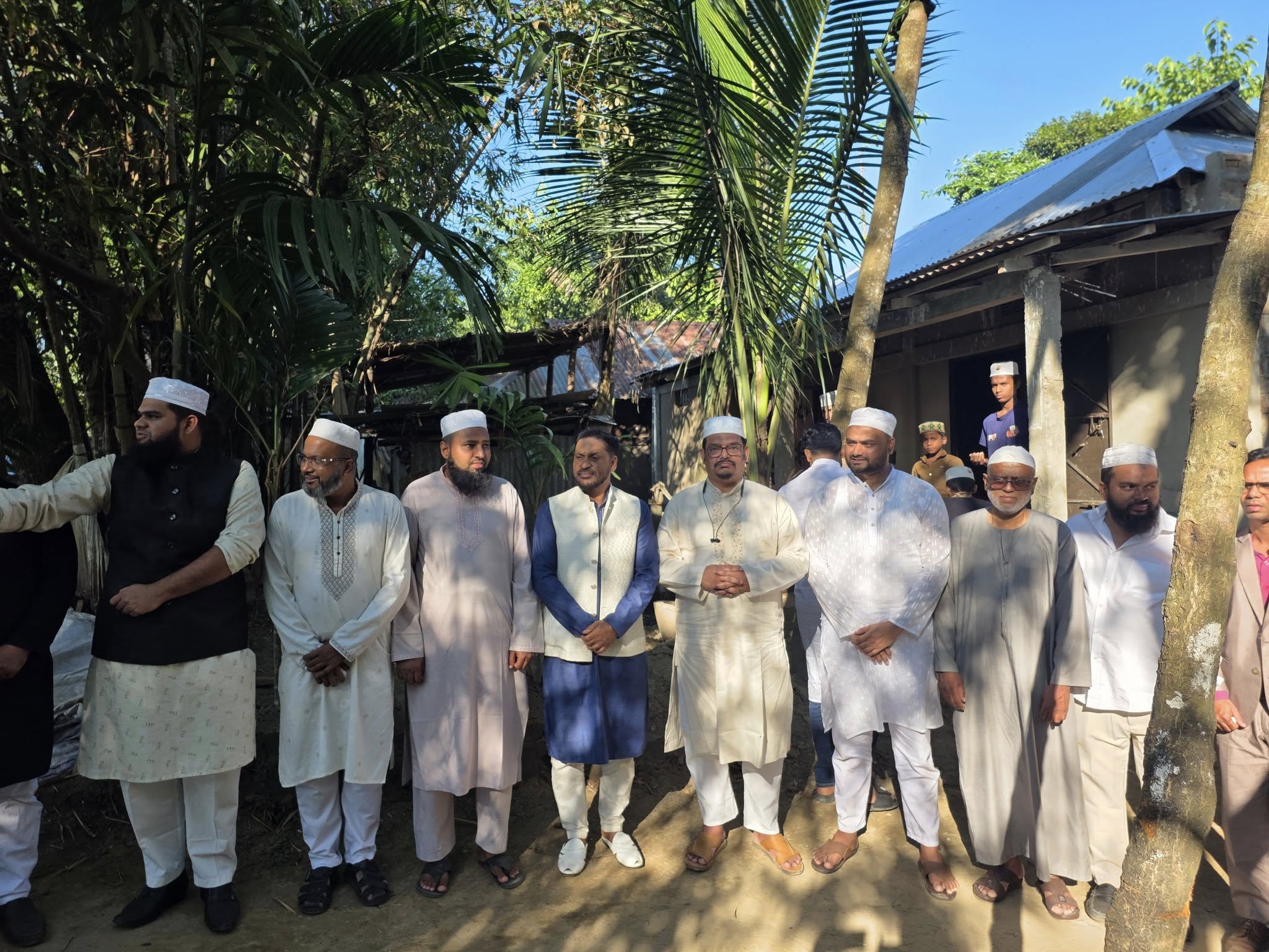 বিয়ানীবাজারে ‘মানব সেবা সংস্থা’র ঘর প্রদান ও খালেদা জিয়ার সুস্থতা কামনায় দোয়া মাহফিল
