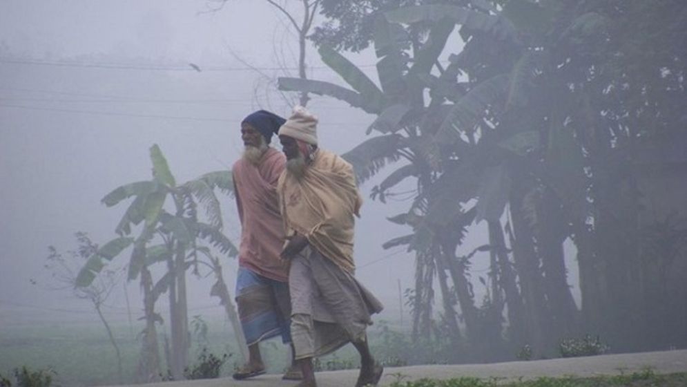 শৈত্যপ্রবাহের দাপটে কাঁপছে দেশ