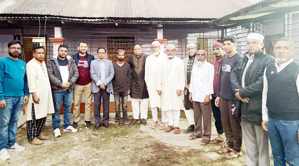 বিয়ানীবাজারে নিহত ইমনের পরিবারের পাশে অ্যাড. এমরান চৌধুরী