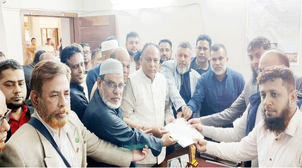 সিলেট-৬ : বিএনপির প্রার্থী অ্যাড. এমরান আহমদ চৌধুরীর মনোনয়নপত্র সংগ্রহ