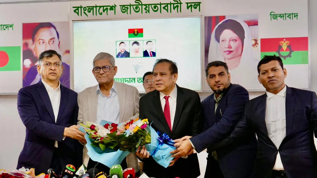 বিএনপিতে যোগ দিলেন রেজা কিবরিয়া, প্রার্থী হচ্ছেন কোন আসনে