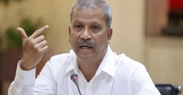 কওমি ডিগ্রিধারীদের সুখবর দিলেন আইন উপদেষ্টা