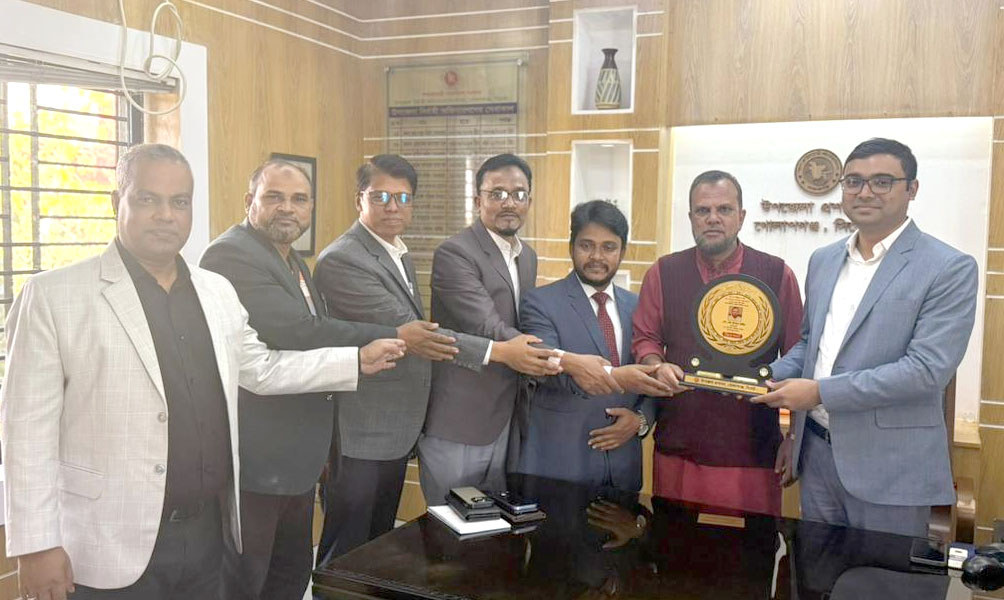 গ্রাম আদালত কার্যক্রম পরিচালনায় গোলাপগঞ্জে শ্রেষ্ঠ ঢাকাদক্ষিণ