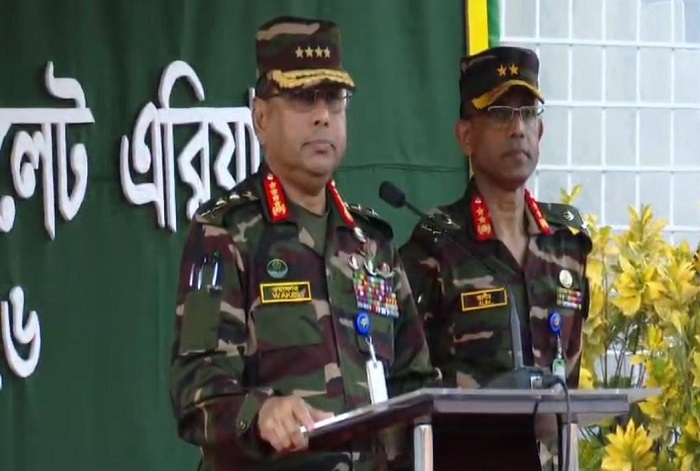 ভোটের আগে সিলেটে সেনাপ্রধান