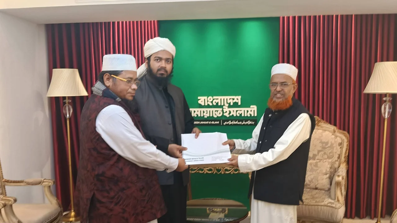 জামায়াতে যোগ দিলেন মুফতি আলী হাসান উসামা