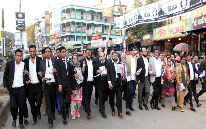 মুক্তাদির ও এমরান চৌধুরীর সমর্থনে লিফলেট বিতরণ ও প্রচার মিছিল