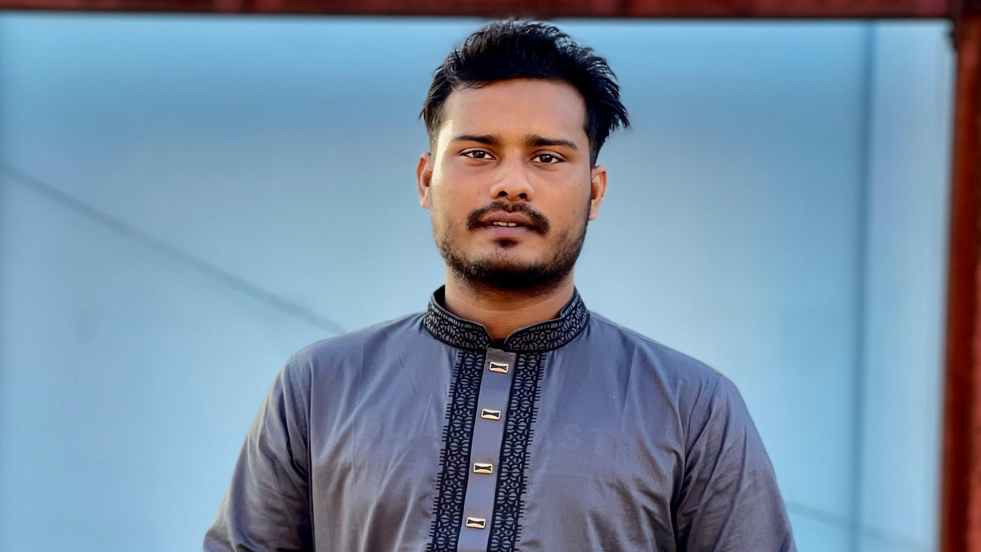 ধনী-গরিব নির্বিশেষে সবার মাঝে ছড়িয়ে পড়ুক ঈদের আনন্দ: তামিম আহমদ