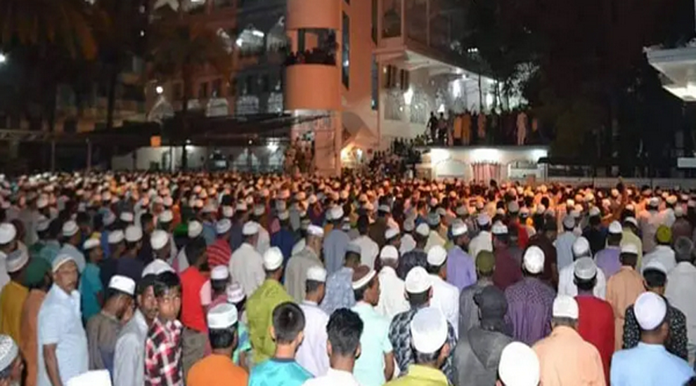 সিলেটে মসজিদে মসজিদে মুসল্লির ঢল