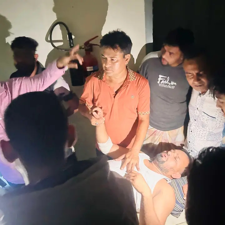 কমলগঞ্জে বাড়ি ফেরার পথে সাংবাদিকের ওপর সন্ত্রাসী হামলা :মোটরসাইকেল ছিনতাই