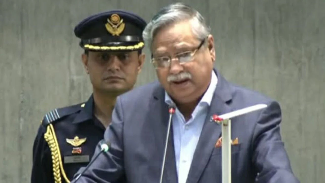 সংসদে হাসিনা সরকারকে তুলাধুনা করলেন রাষ্ট্রপতি