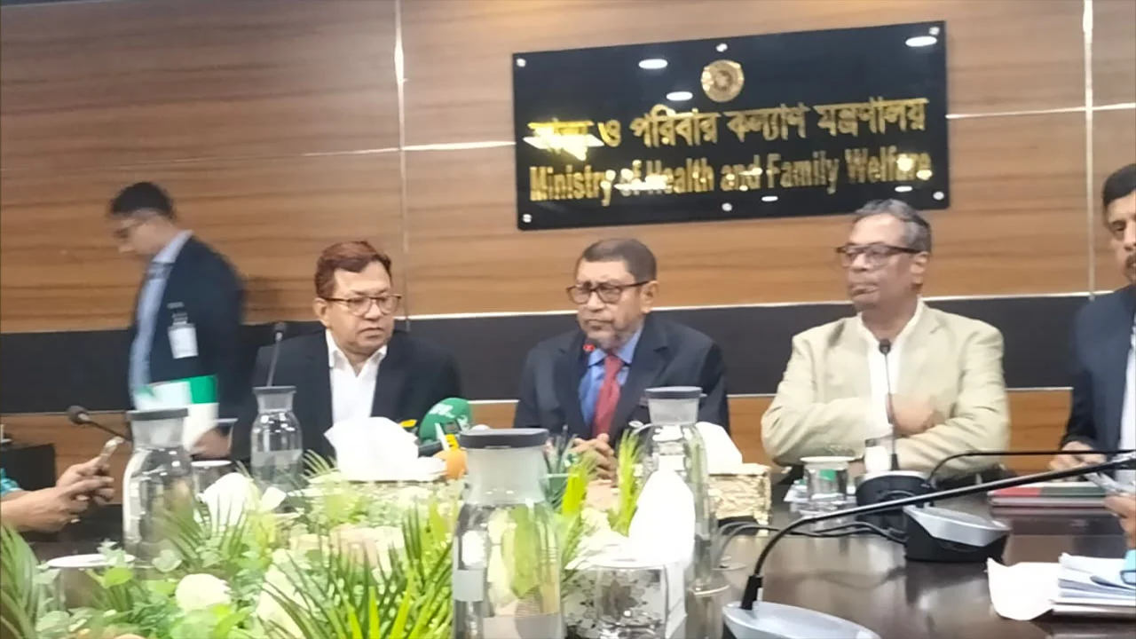 এপ্রিলের প্রথম সপ্তাহে হামের টিকা পাওয়া যাবে: স্বাস্থ্যমন্ত্রী