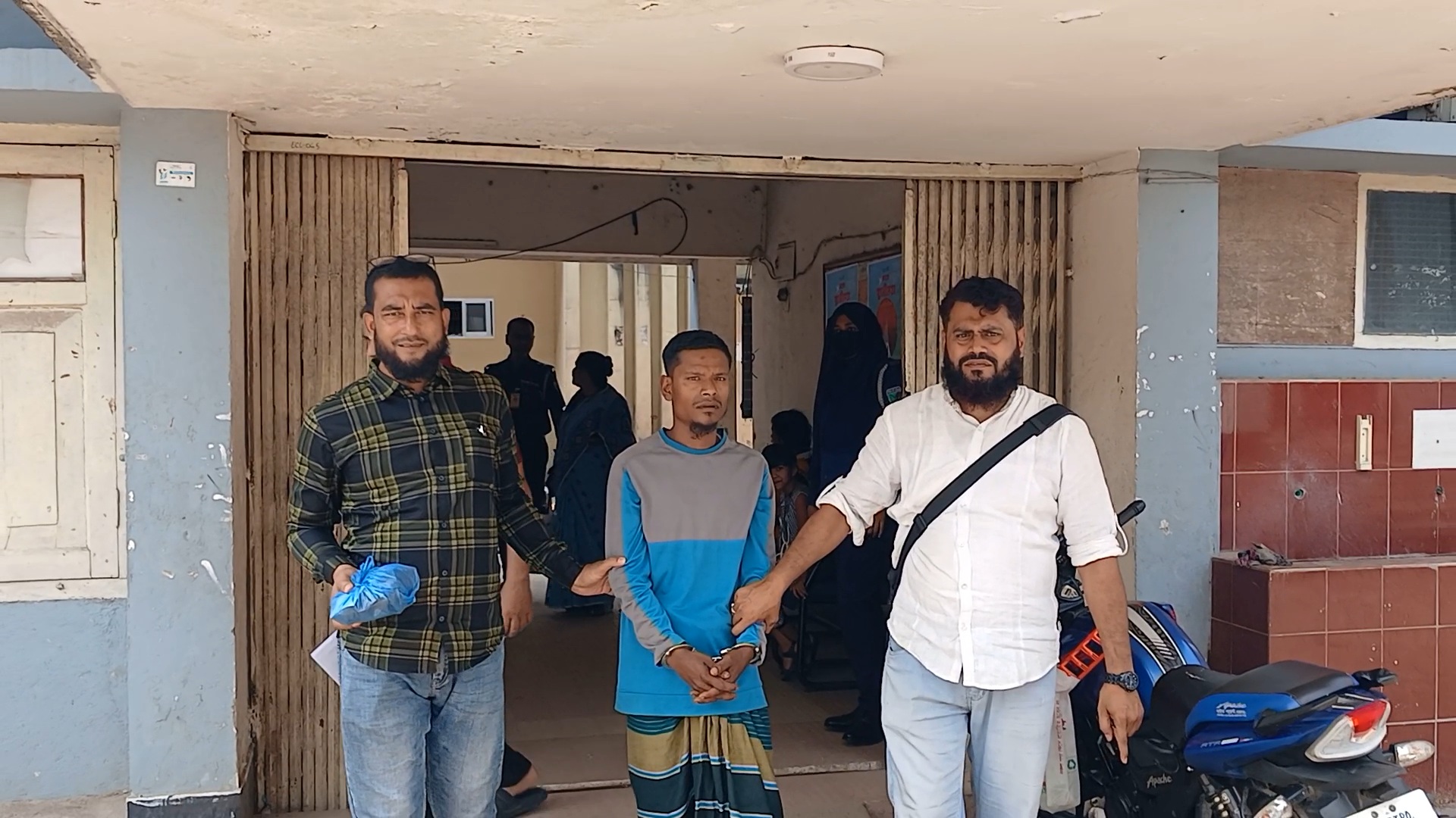 গোলাপগঞ্জে পুলিশের তৎপরতায় ভেস্তে গেল মাদক পাচার, আটক ১