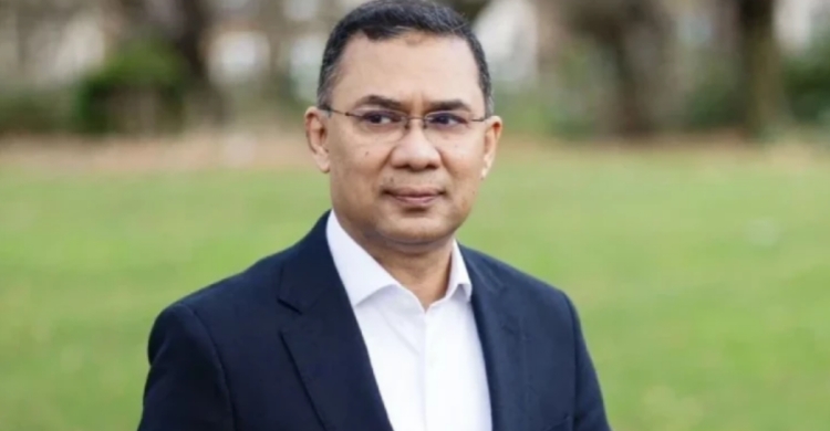 মালয়েশিয়া ও চীন সফর শেষে দেশে ফিরেছেন প্রধানমন্ত্রী
