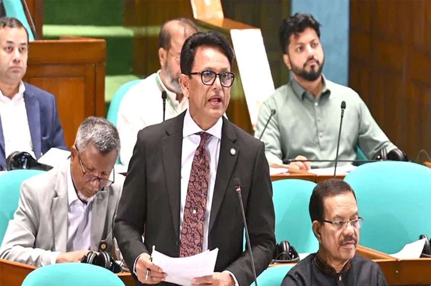 শিক্ষার্থীদের কাছে দুঃখ প্রকাশ করলেন শিক্ষামন্ত্রী