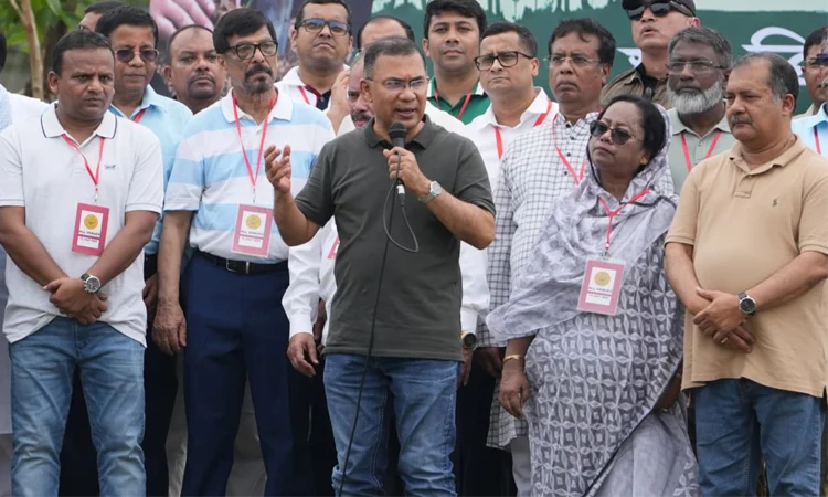 আসুন মিলেমিশে দেশের জন্য কাজ করি: প্রধানমন্ত্রী